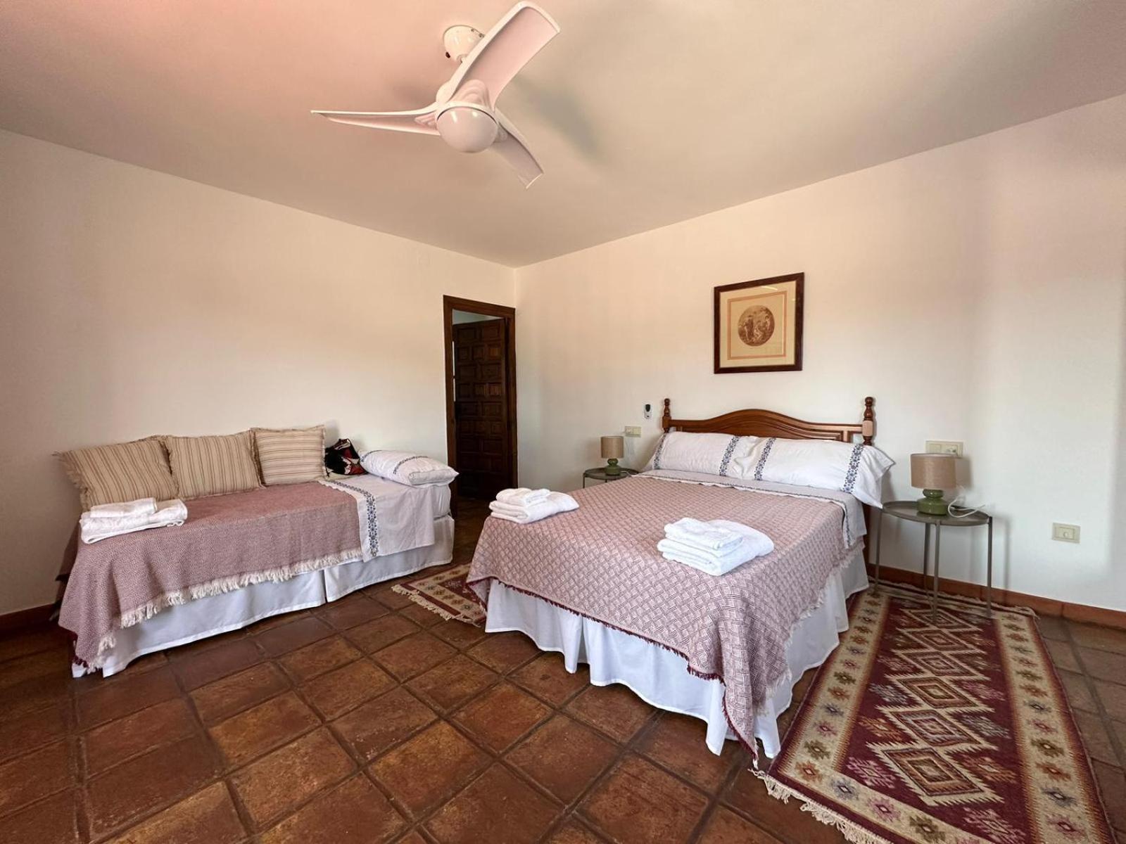 Casa Rural El Contarin - An Andalusian Escape, Archidona, Malaga ภายนอก รูปภาพ